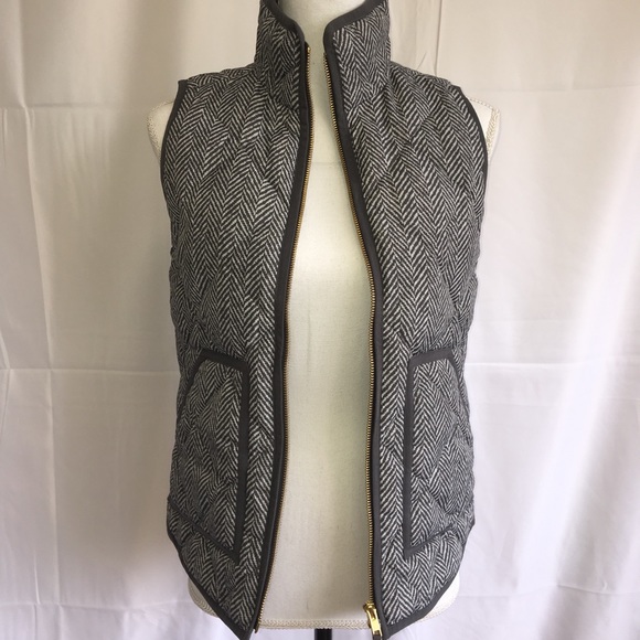 J.Crew Factory Puffer Vest Houndstooth NWT - Picture 2 of 8